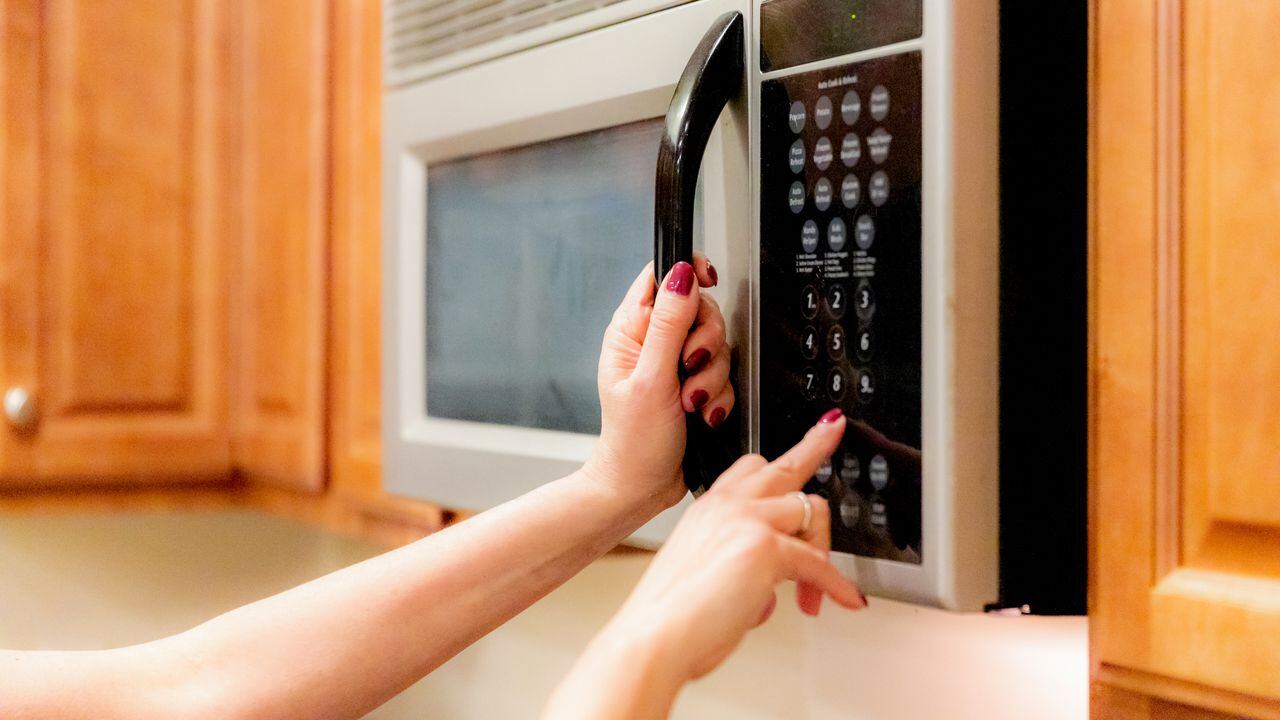 Truco de Cocina: Utilizar el microondas para mantener la comida