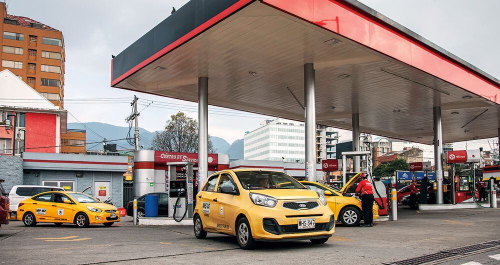 Atentos: el galón de gasolina quedará en 15.164 pesos en Colombia