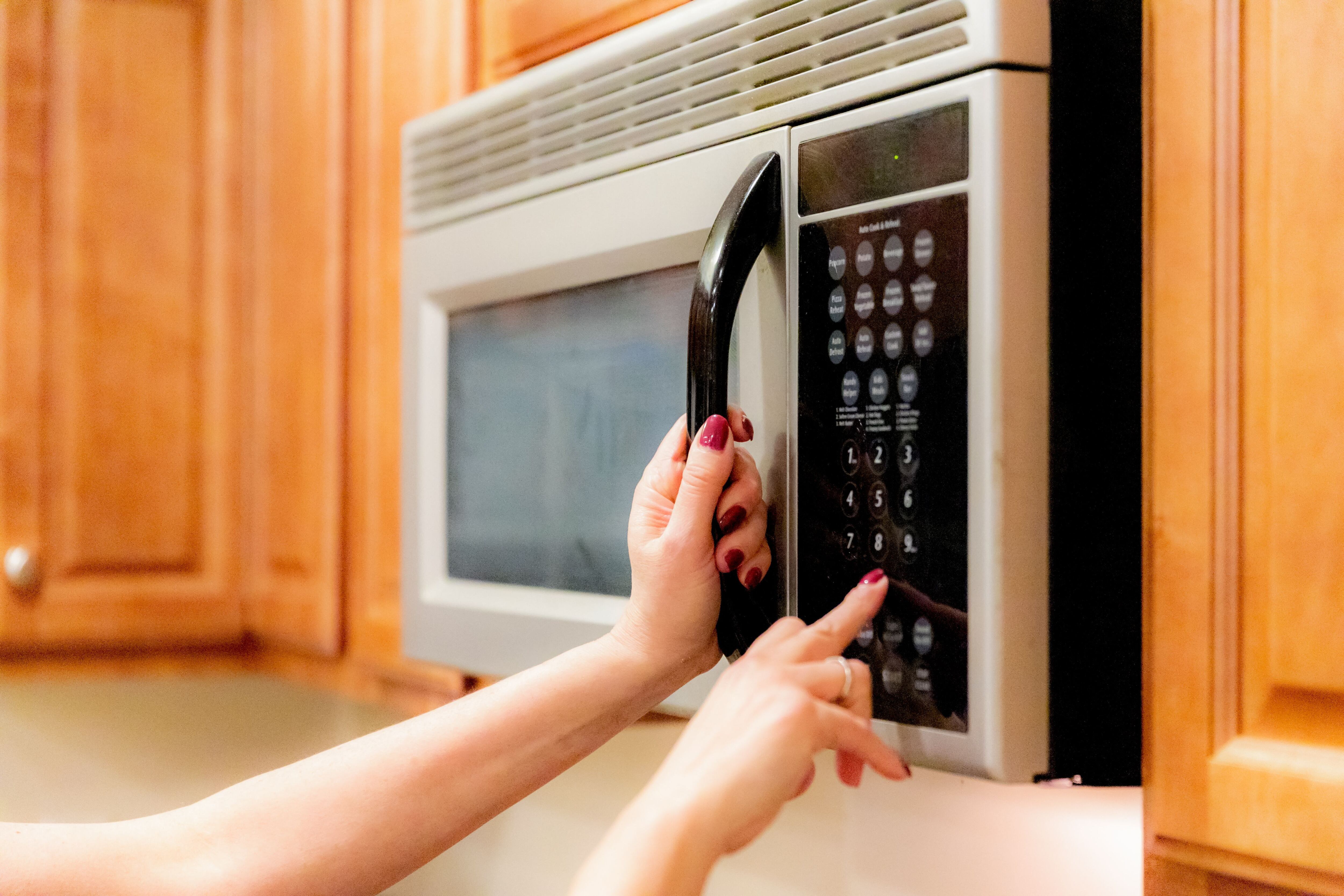 Cómo limpiar el horno para que quede impecable - Foto 1