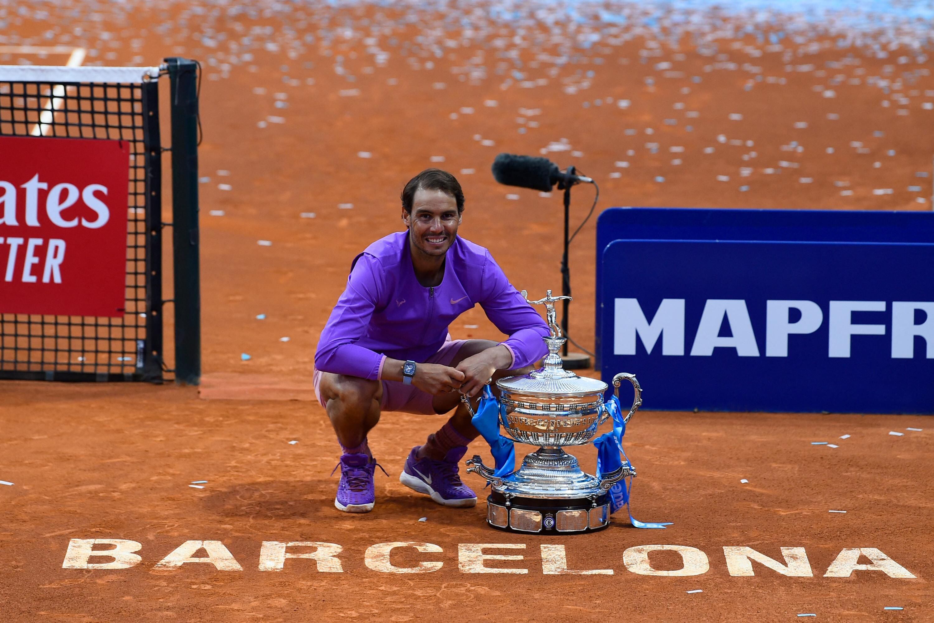 Nadal derrota Tsitsipas e conquista ATP 500 de Barcelona pela 12ª vez