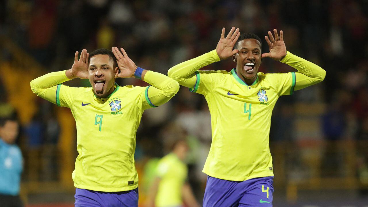 Fútbol: Brasil se enfrenta a Uruguay por un puesto en el Mundial