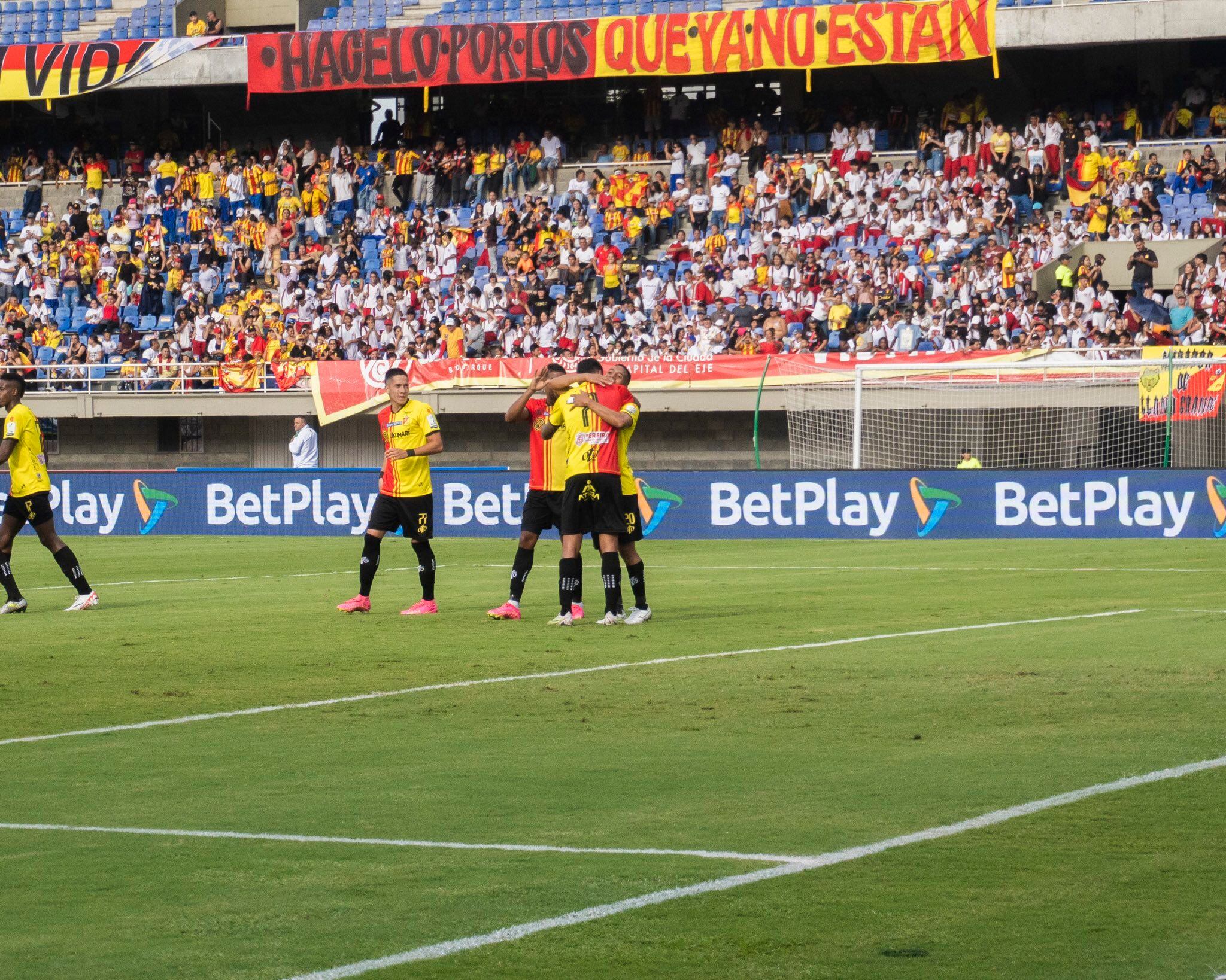 Club Atlético Independiente - [#InfantilesCAI] La Sede Boyacá volvió a  vivir un fin de semana a puro fútbol. Los chicos de la Sede Capital siguen  cosechando buenos resultados. A solo seis fechas