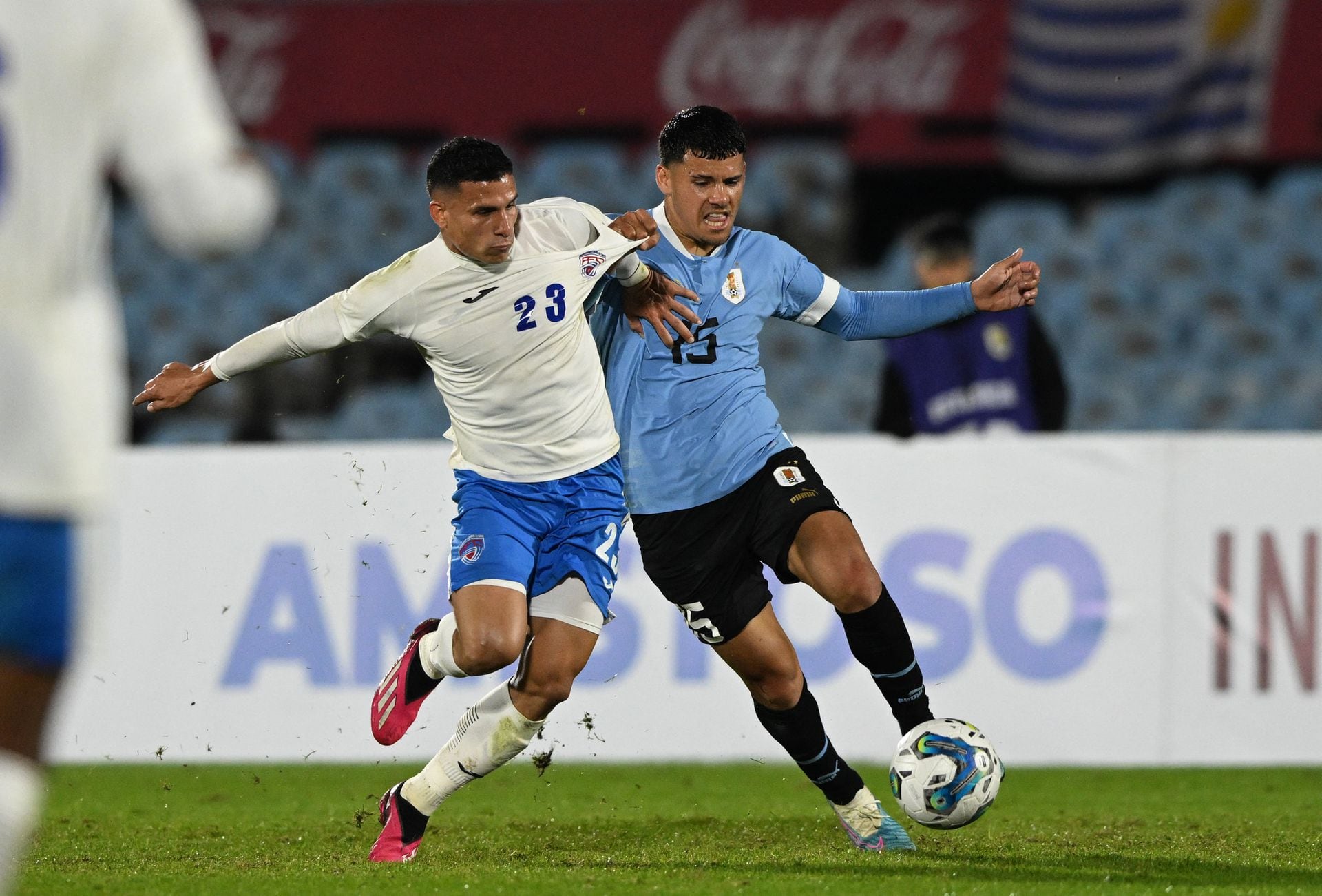 Uruguay 2-0 Cuba: Muchas pruebas, pocos goles y escaso fútbol - La Oral  Deportiva