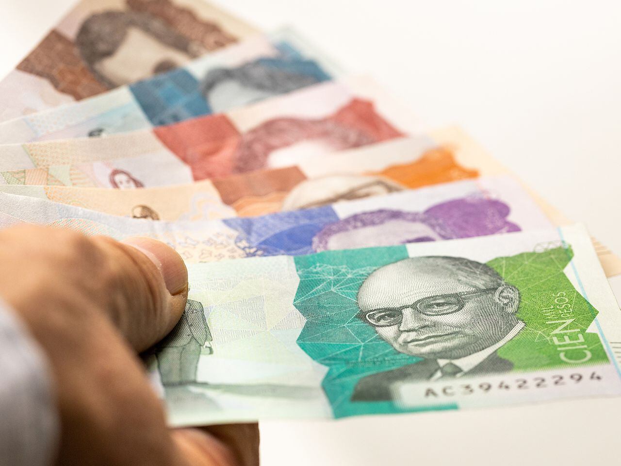 Qué hacer con billetes rotos o falsos?, Finanzas, Economía