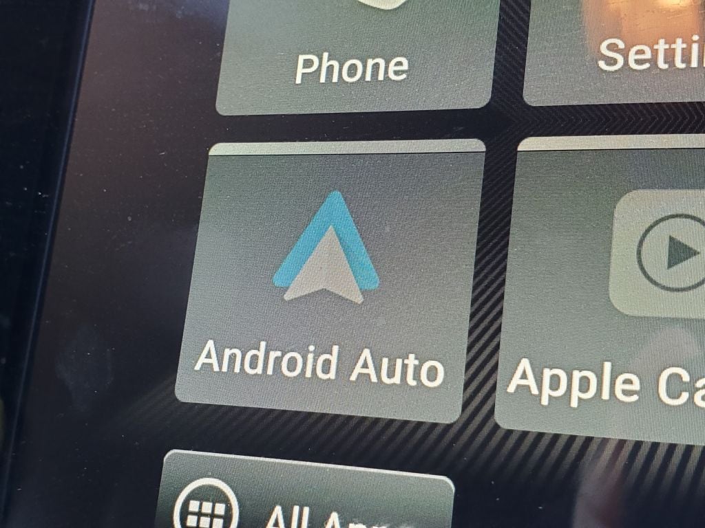 Así es el nuevo Android Auto para móviles y cómo puedes activarlo