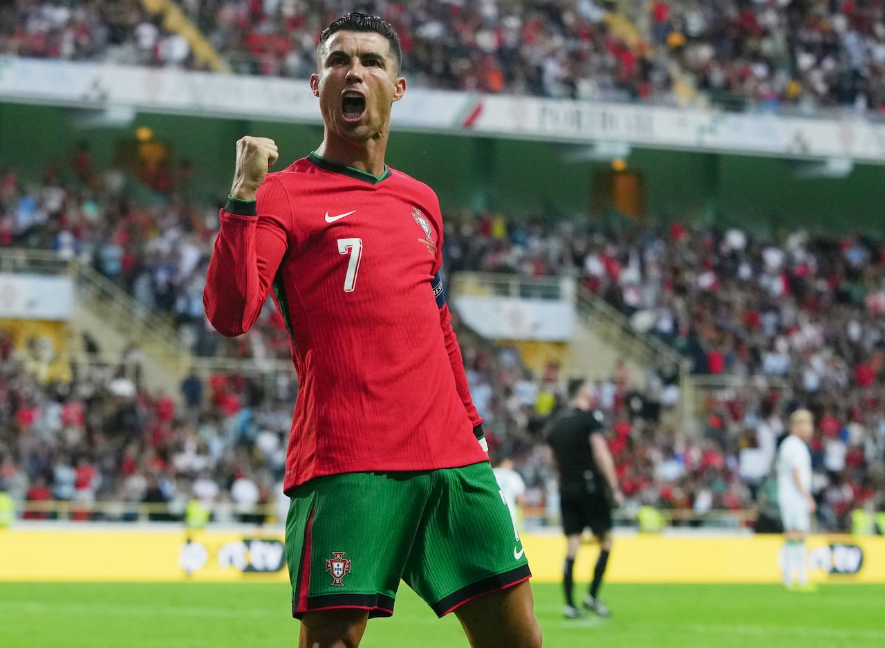 Cristiano Ronaldo en partido Portigal vs Irlanda, previo a la Eurocopa 2024