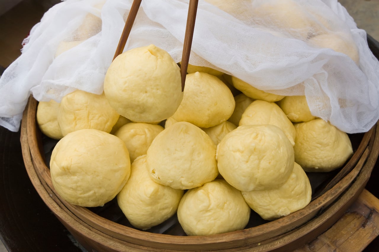 ¿Se pregunta cómo lograr la textura esponjosa y el sabor auténtico de los bao asiáticos? Descubra nuestro truco infalible para obtener resultados perfectos.