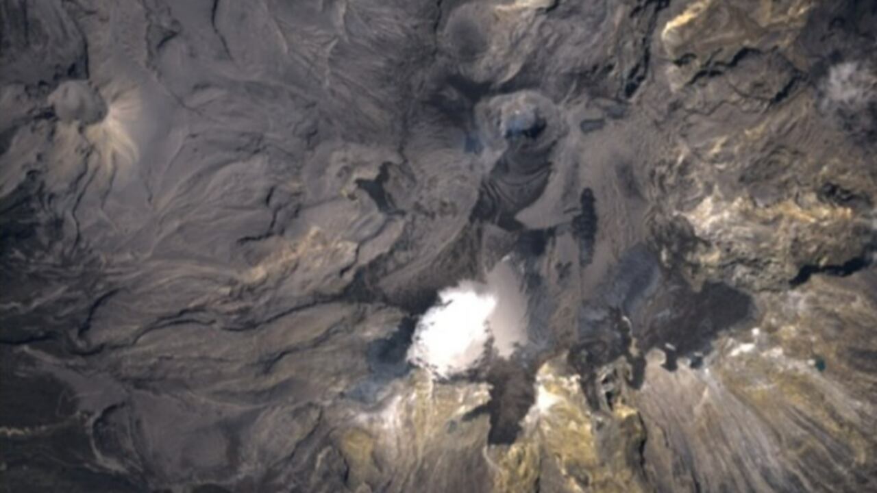 Esta vista del volcán Nevado del Ruiz se obtuvo el pasado 3 de diciembre gracias al satélite Landsat 8.