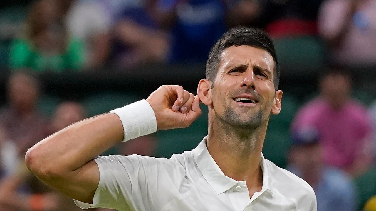 El serbio Novak Djokovic impuso nuevo récord y busca el pase a cuartos de final en Wimbledon.