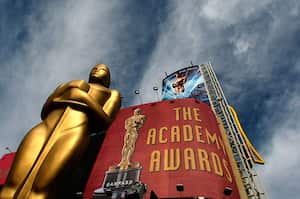 Los Premios Óscar 2017 serán recordados como los más bochornosos después de que la firma PricewaterhouseCoopers confundiera el ganador de la categoría a Mejor Película.