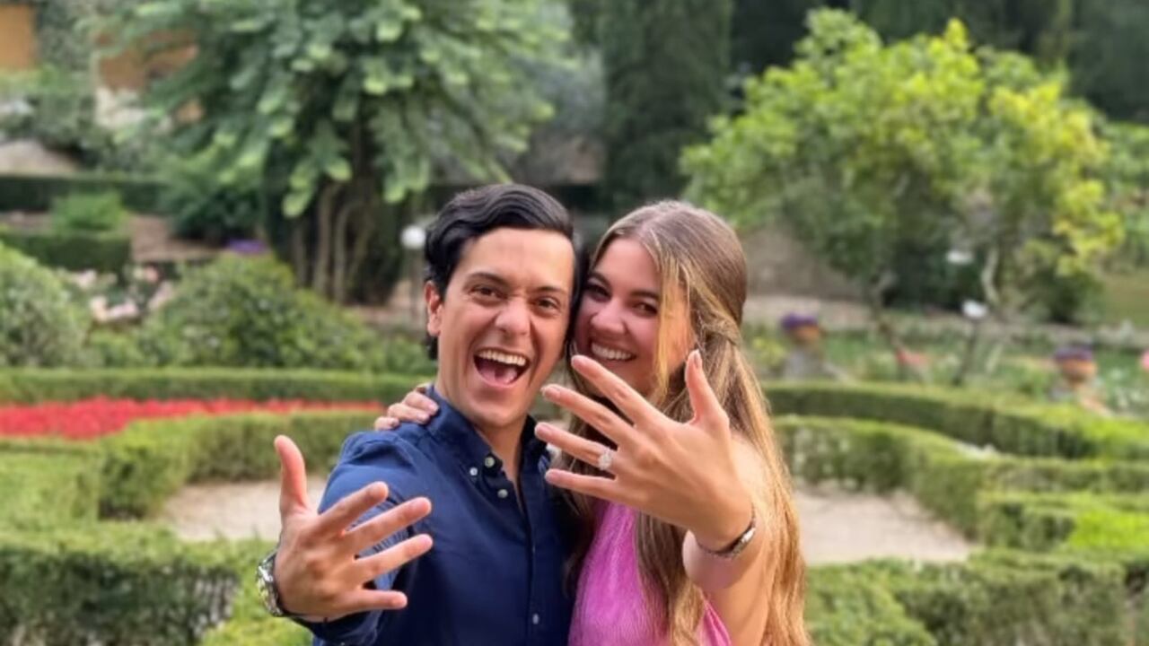 Sofía calero y Nicolás Alonso anunciaron ssu compromiso en Florencia, Italia. Foto tomada de redes