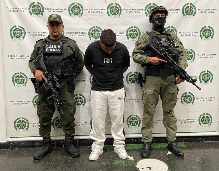 Autoridades capturaron en Medellín a alias ‘Figueroa’ o ‘Ruso’, cabecilla sicarial de la banda 'La Inmaculada', de Tuluá.