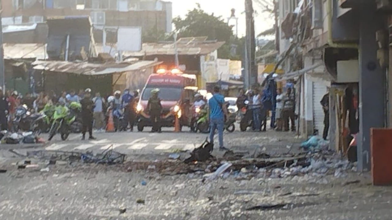 Atentado en Jamundí con explosivos cerca al parque principal