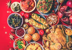 En Navidad se tiende a comer de más. Tener en cuenta la cantidad del alimento: puede disfrutar del mismo, pero controle la porción.