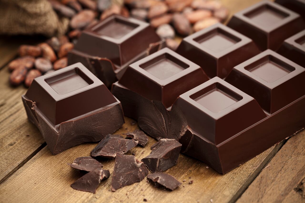 Especialistas hablan sobre los beneficios del chocolate negro