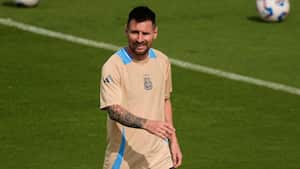 Messi entrenando con Argentina para la Copa América 2024.