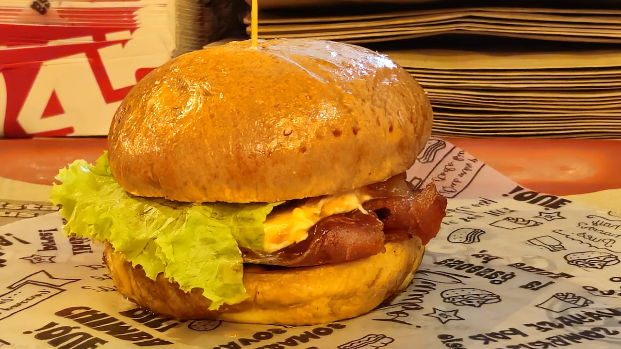 Una buena hamburguesa se reconoce por sus ingredientes de calidad y un sabor que cautive los sentidos.