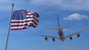 Los viajeros colombianos que desean explorar Estados Unidos en junio de 2024 se encuentran investigando los precios de los pasajes aéreos desde diferentes ciudades de Colombia hacia destinos como Miami, Nueva York y Los Ángeles.
