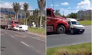 Tractomula se llevó por delante un auto tipo van en Bogotá este 28 de agosto.