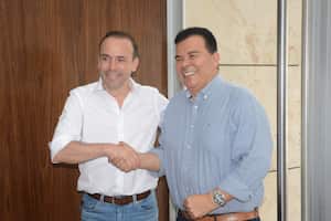 Cali: Primer encuentro entre el alcalde electo Alejandro Eder y el concejal Roberto " Chontico " Ortiz, en el hotel Marriott de la ciudad, foto José L Guzmán.