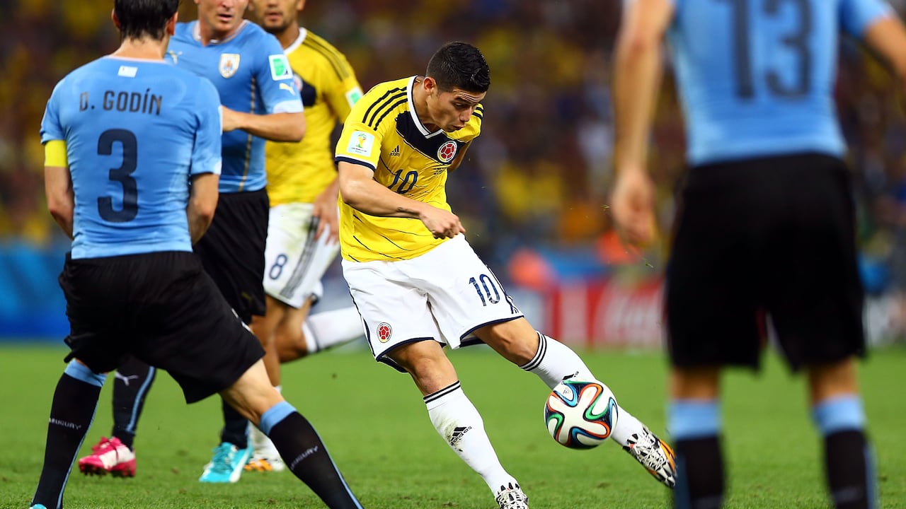 Anotación de James Rodríguez frente a Uruguay en los octavos de final de la Copa Del Mundo 2014. El gol fue ganador del premio Puskás de ese año