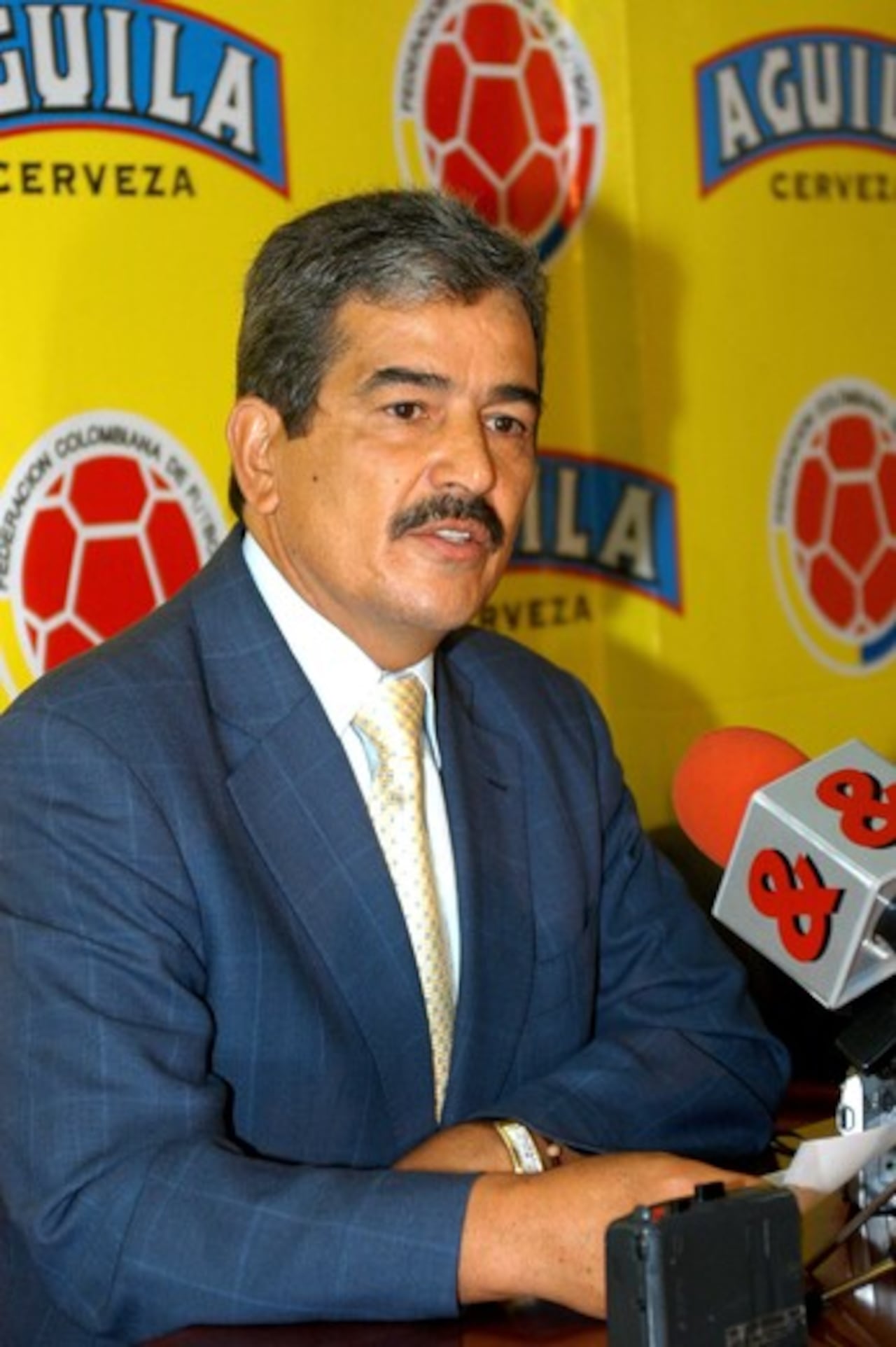 Pinto también es recordado por haber dirigido la Selección Colombia (2007-2008).