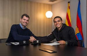 João Mendes de Assis Moreira, hijo de Ronaldinho, ya es jugador del Barcelona.