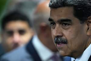 El presidente venezolano, Nicolás Maduro, asiste a la firma de un acuerdo para respetar los resultados de las próximas elecciones presidenciales, en la sede del Consejo Nacional Electoral en Caracas, Venezuela, el jueves 20 de junio de 2024.
