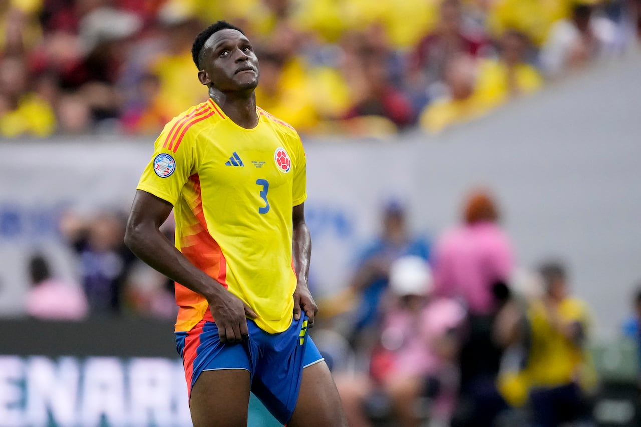 Colombia's Jhon Lucumi reacts during a Copa America Group D soccer match against Paraguay in Houston, Texas, Monday, June 24, 2024. (AP Photo/Kevin M. Cox)
