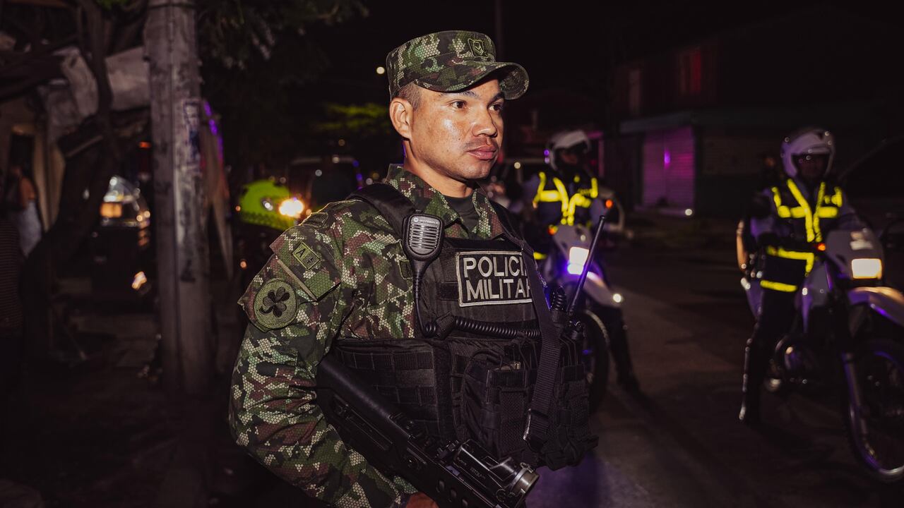 Más de 100 hombres entre la Policía Metropolitana y la Policía Militar acompañaron los operativos.