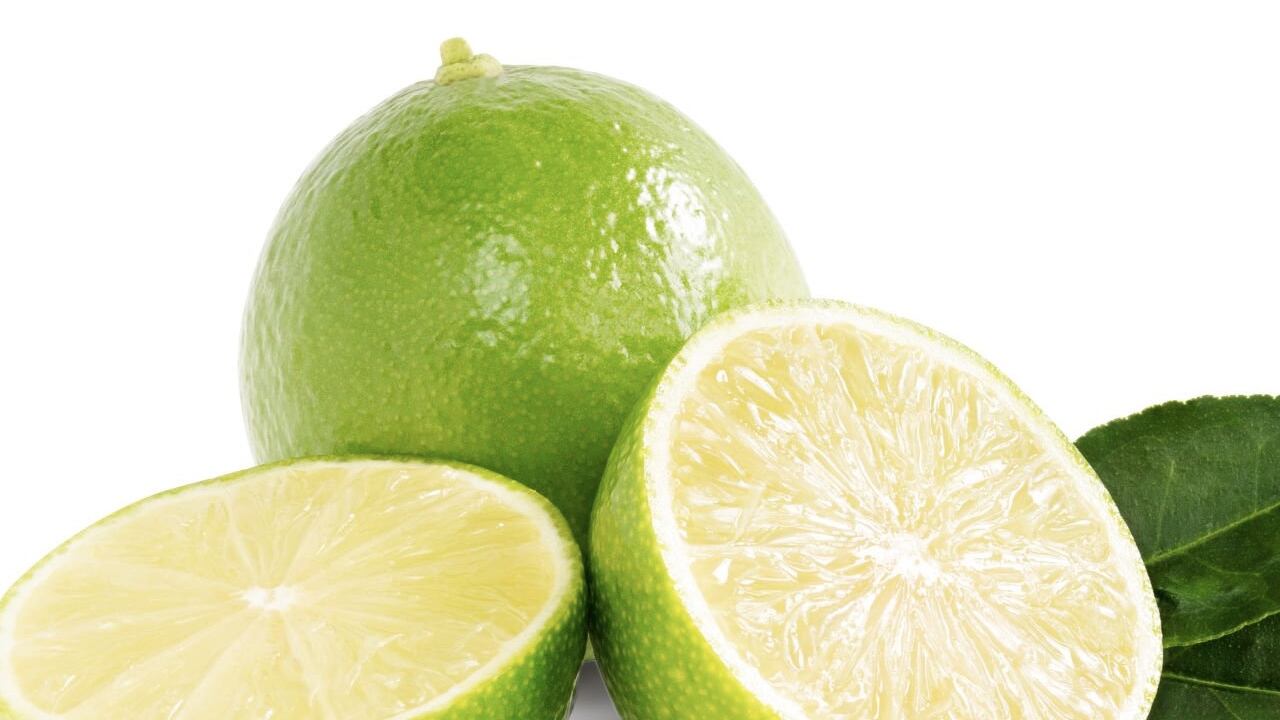 Combinar las propiedades del limón, con otros cítricos y verduras, puede ayudar a mejorar notablemente la salud y prevenir enfermedades a largo plazo.