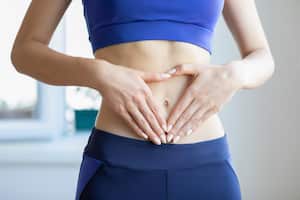 El abdomen es una de las zonas del cuerpo en donde más se acumula grasa.