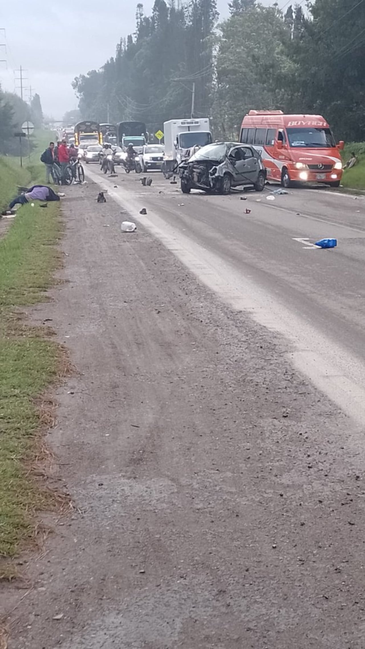 Un grave accidente se registró el jueves 6 de junio en la vía que de Ubaté conduce al municipio de Zipaquirá.