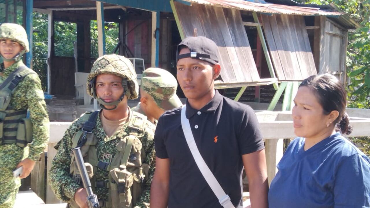 Fuerzas Militares confirman la liberación de soldado profesional secuestrado junto a su esposa e  hija en el Caquetá.