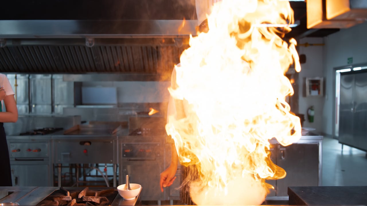 ¿Dónde se coloca su Air Fryer? Esta decisión podría tener implicaciones importantes para la seguridad en la cocina.
